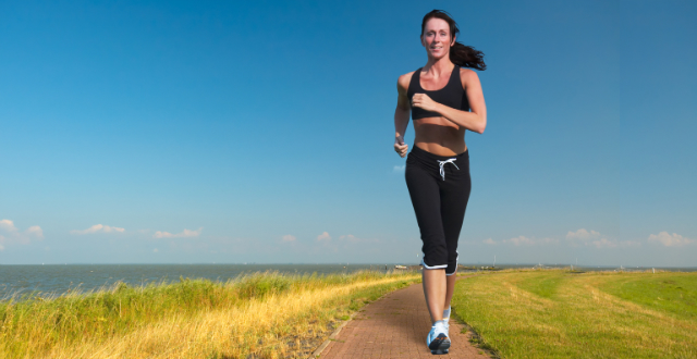 Correr es uno de los mejores ejercicios para bajar peso y prepararse para el verano